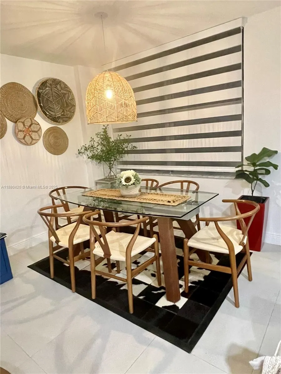 9225 Collins Ave, #1407