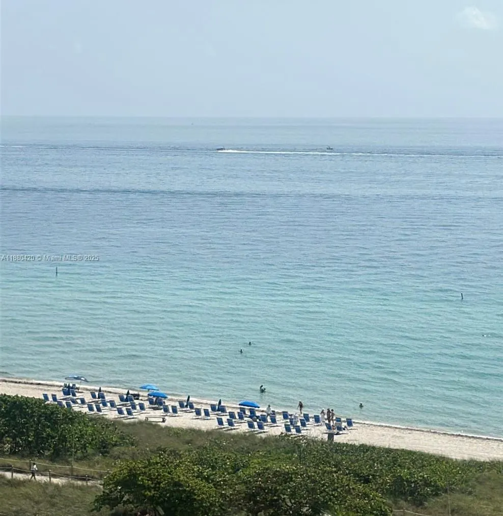 9225 Collins Ave, #1407