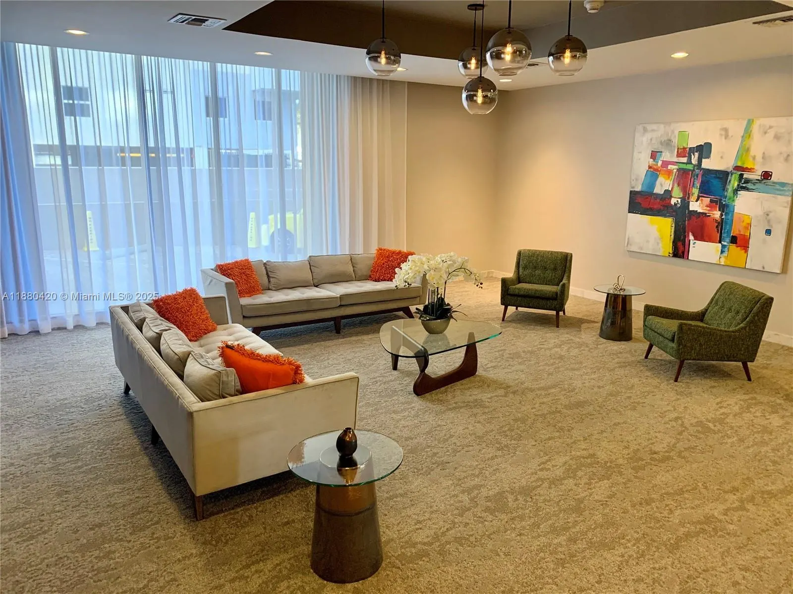 9225 Collins Ave, #1407
