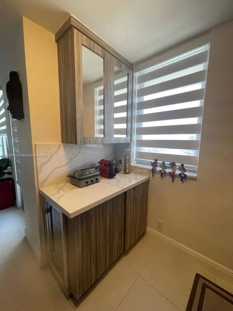 9225 Collins Ave, #1407