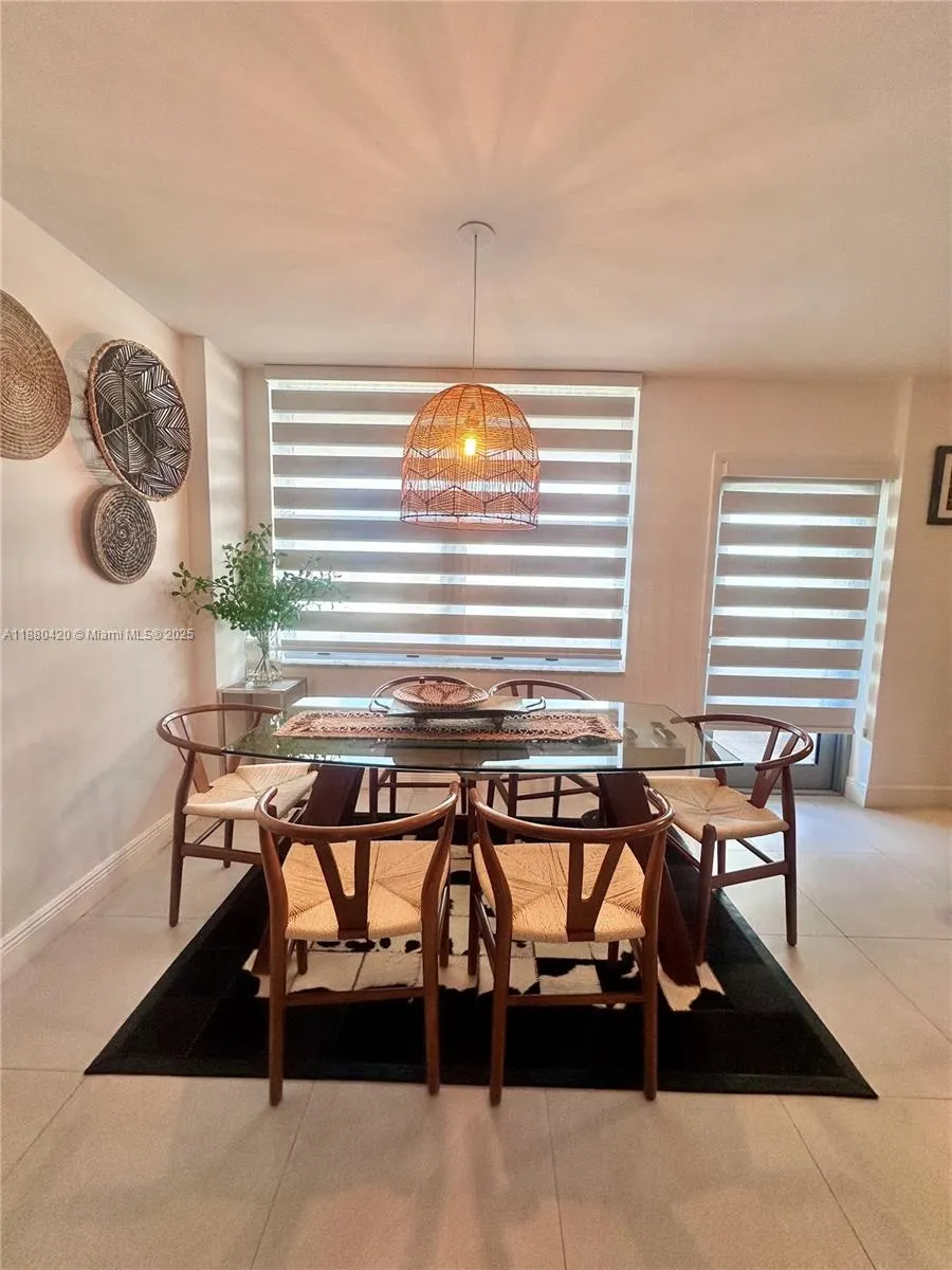 9225 Collins Ave, #1407