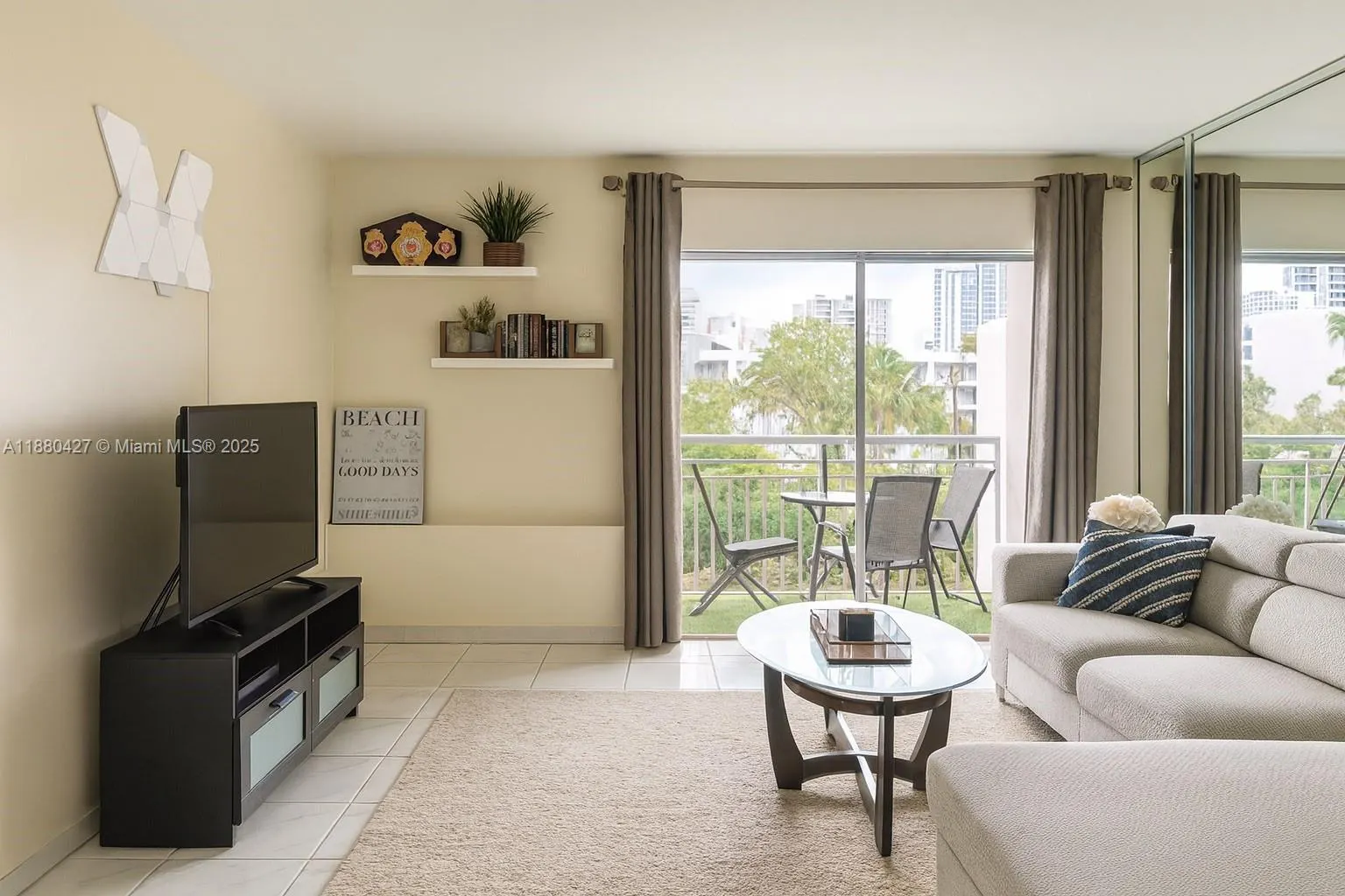 400 Kings Point Dr, #327