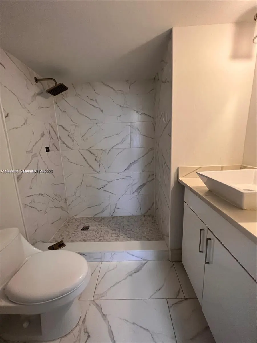 16220 NW 2nd Ave, #511