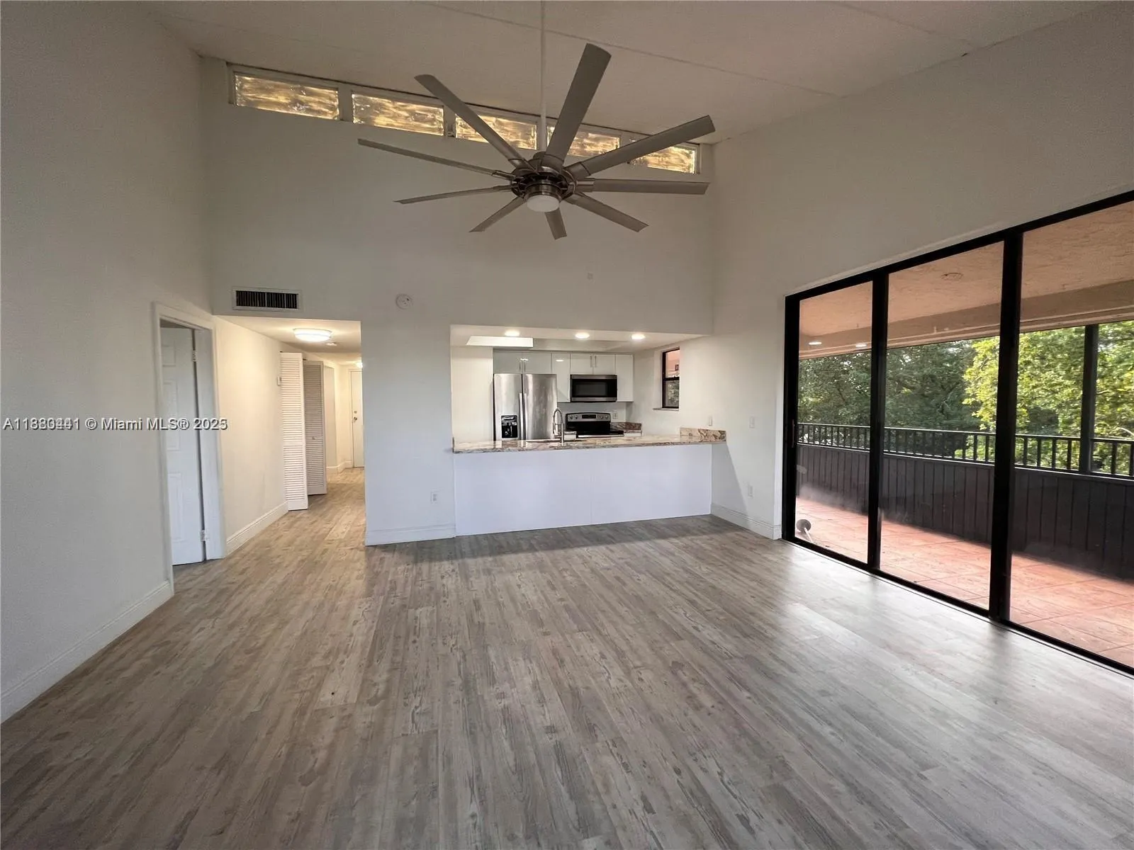 16220 NW 2nd Ave, #511