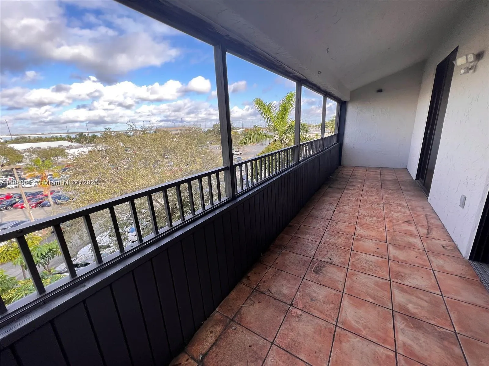16220 NW 2nd Ave, #511