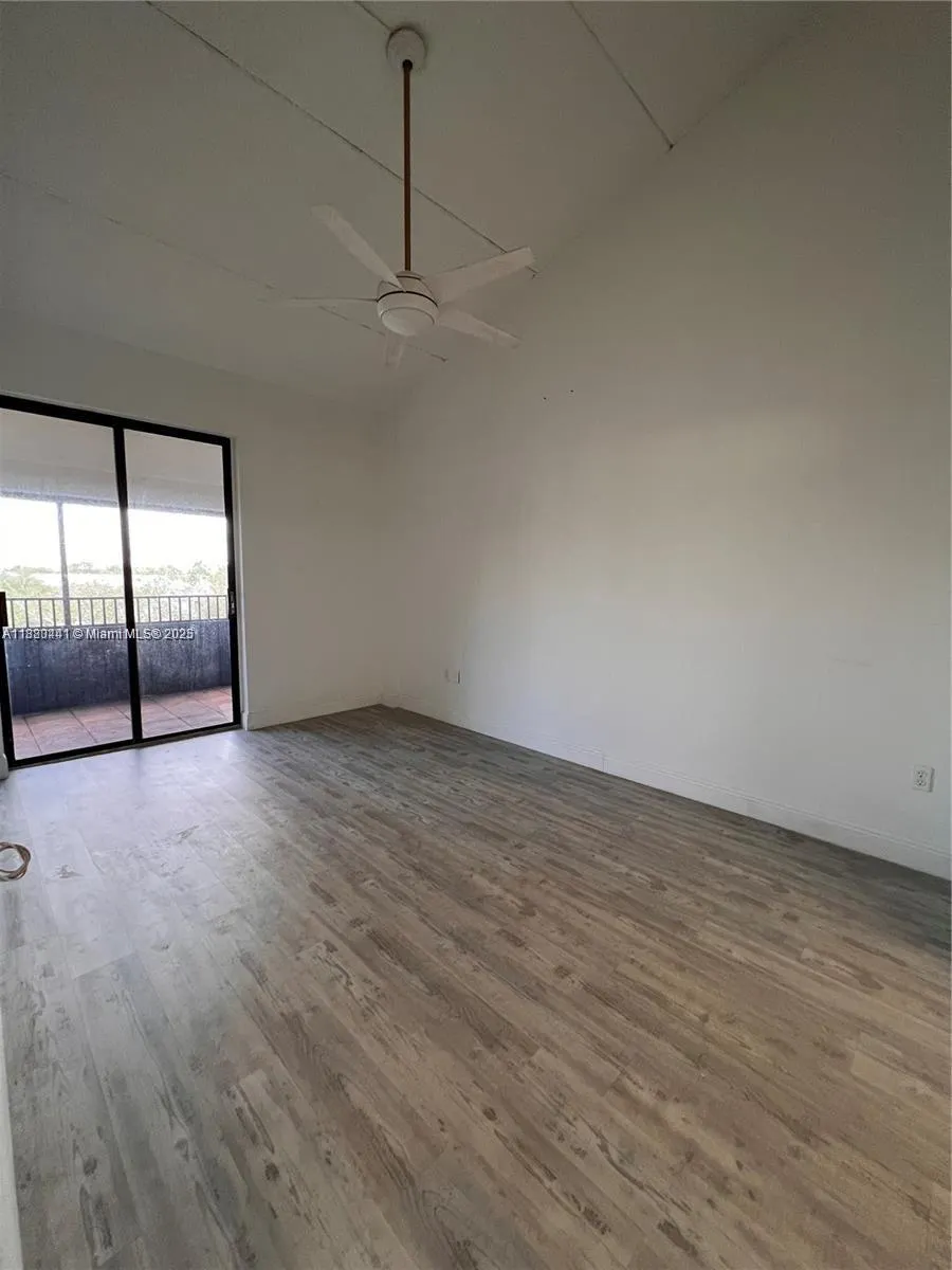 16220 NW 2nd Ave, #511