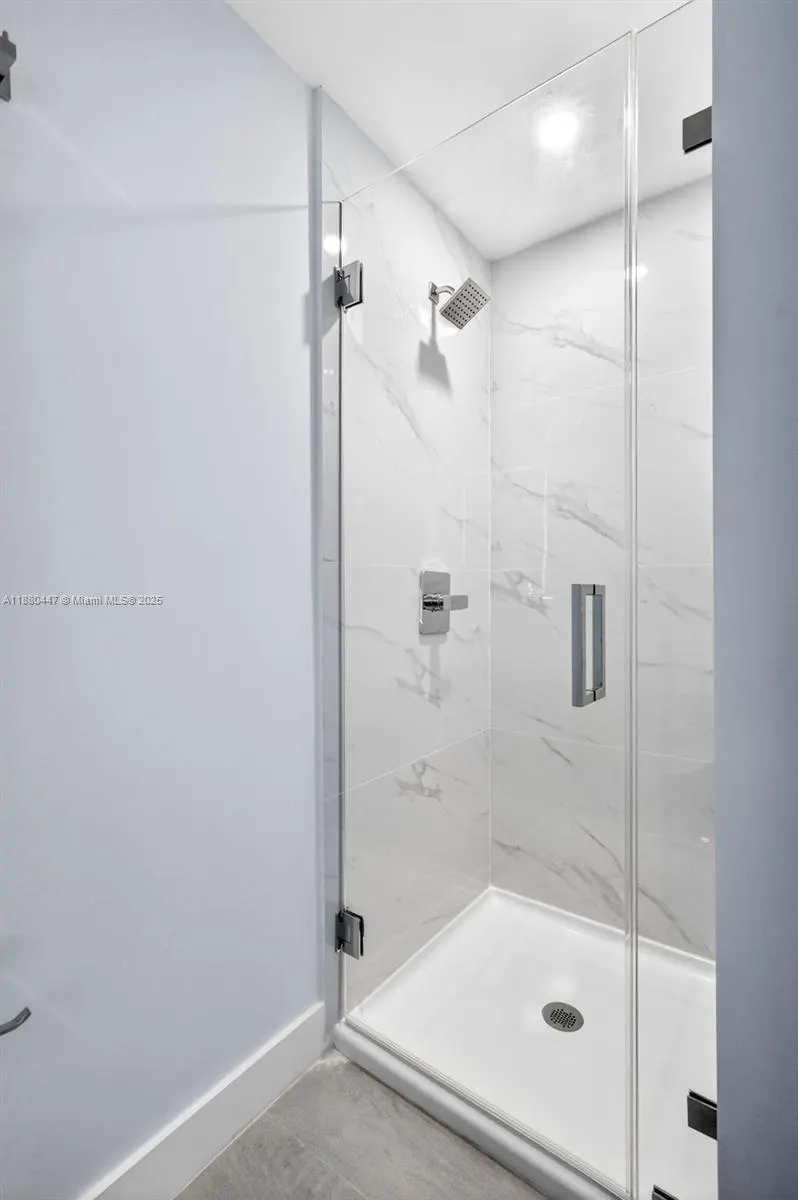 700 NE 24th, #3801