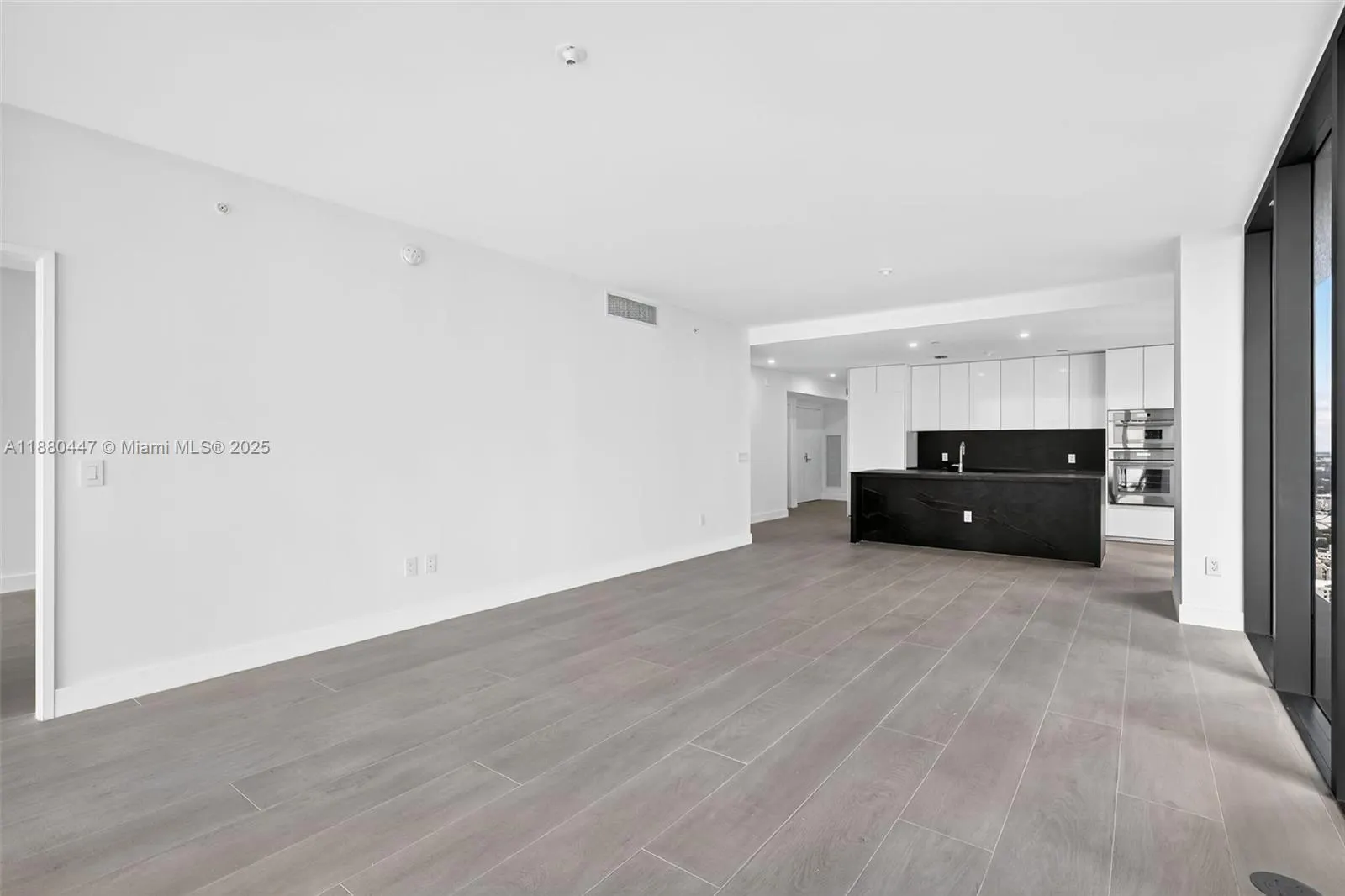 700 NE 24th, #3801
