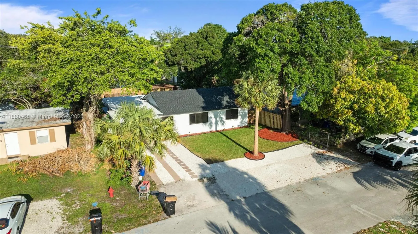 1516 SW 30th Ter