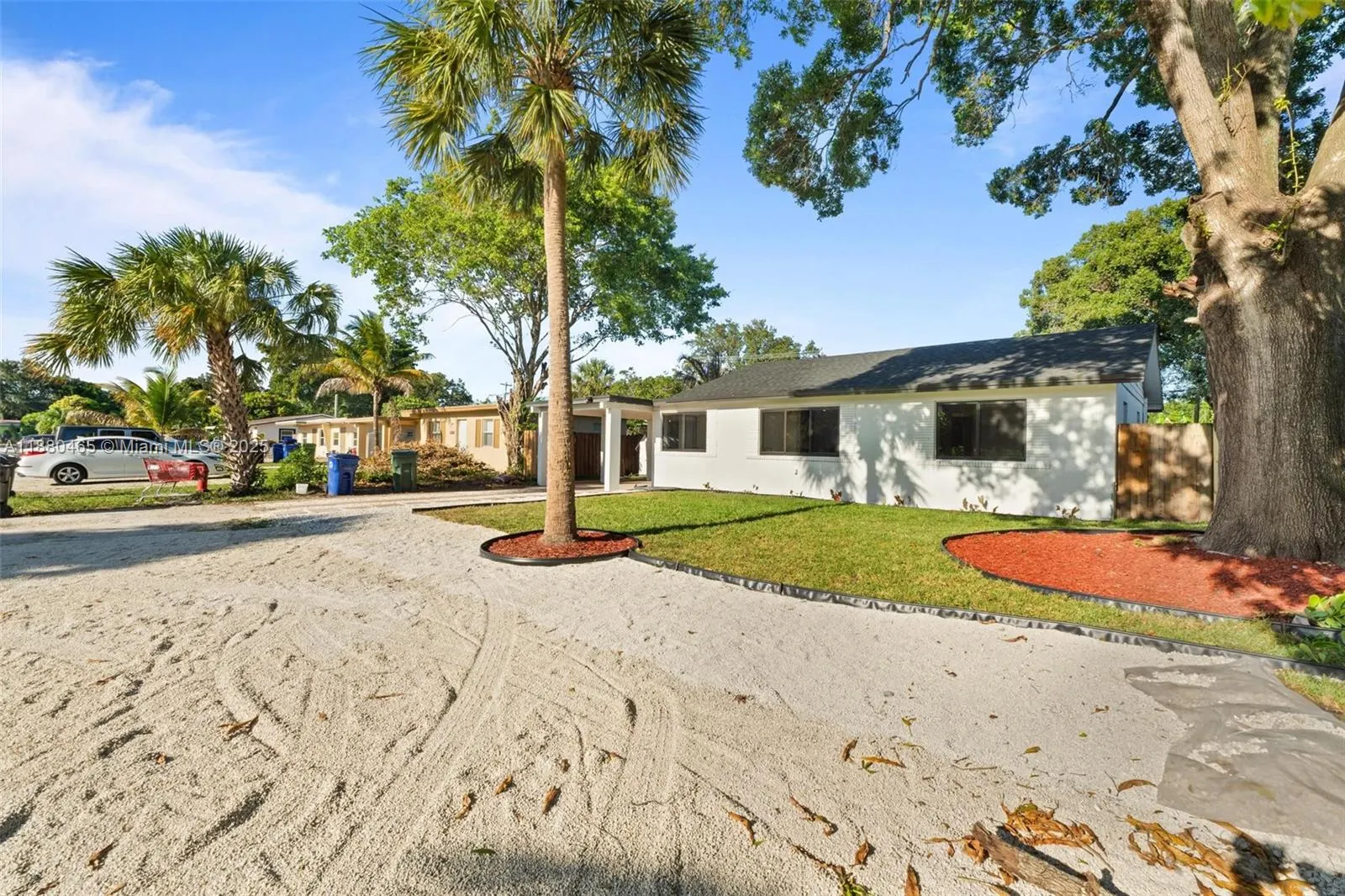 1516 SW 30th Ter