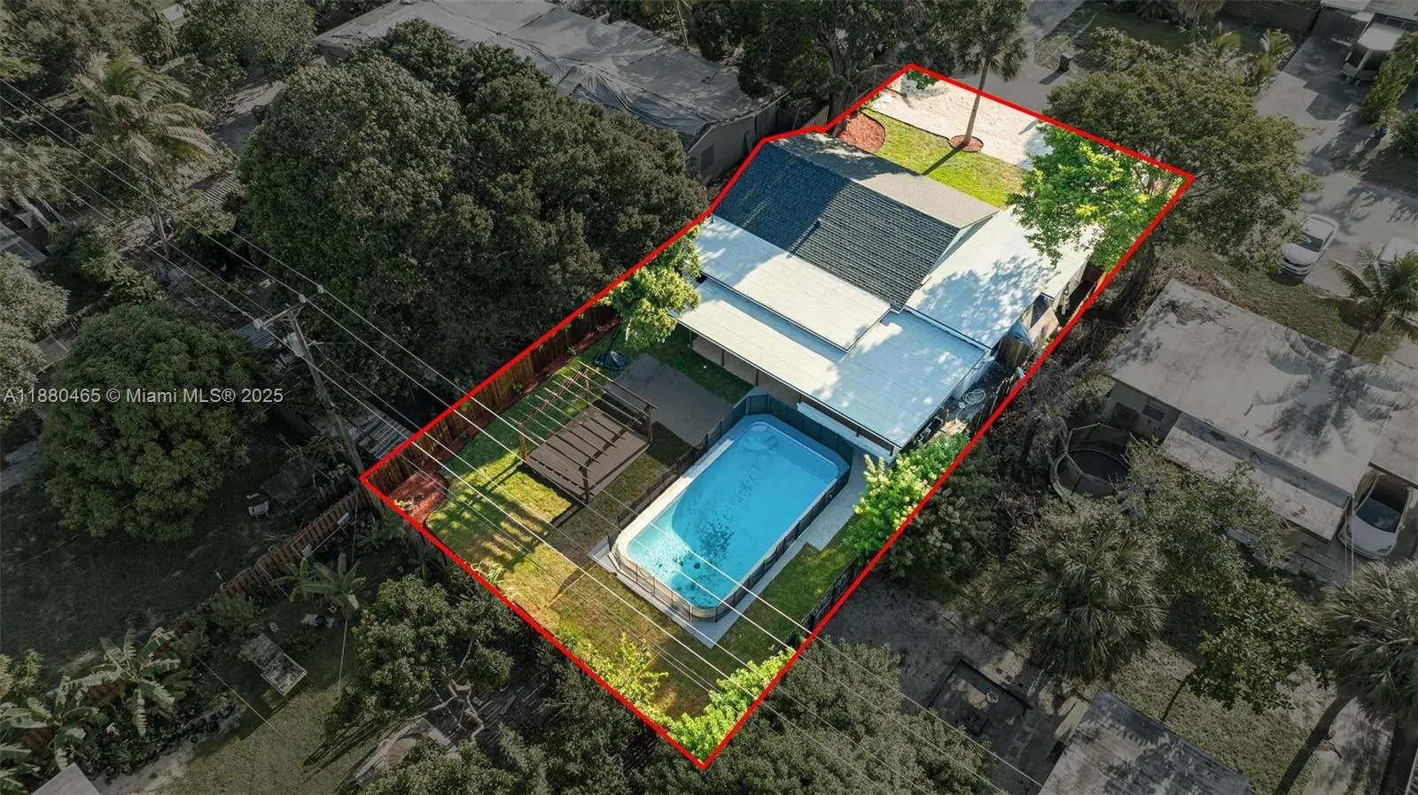 1516 SW 30th Ter