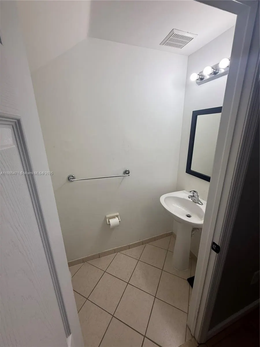 152 SE 29th Ave, #5