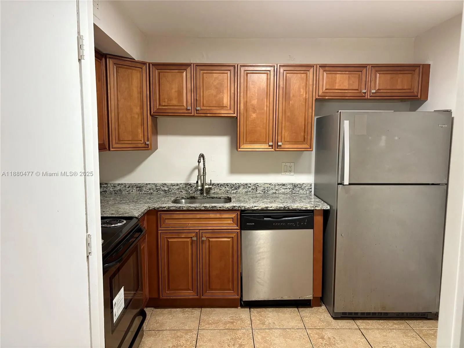 4164 Inverrary Dr, #112
