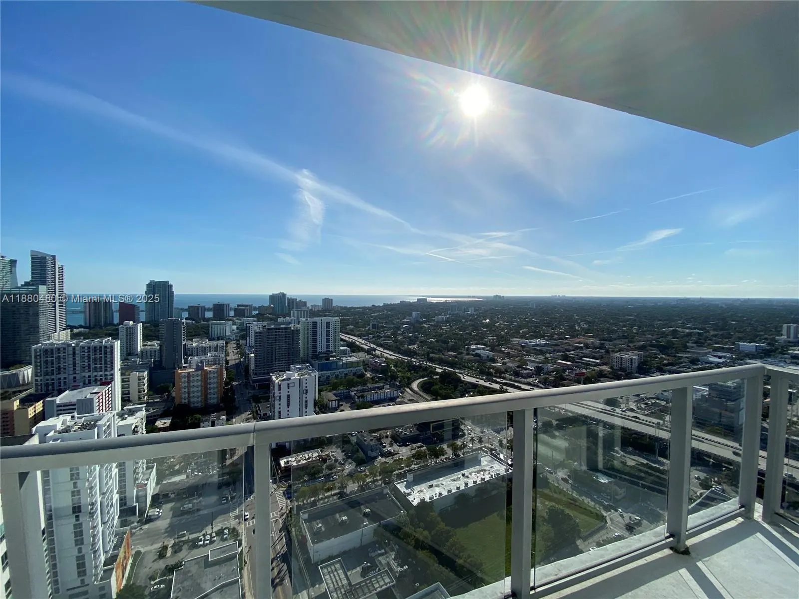 185 SW 7 ST, #3902
