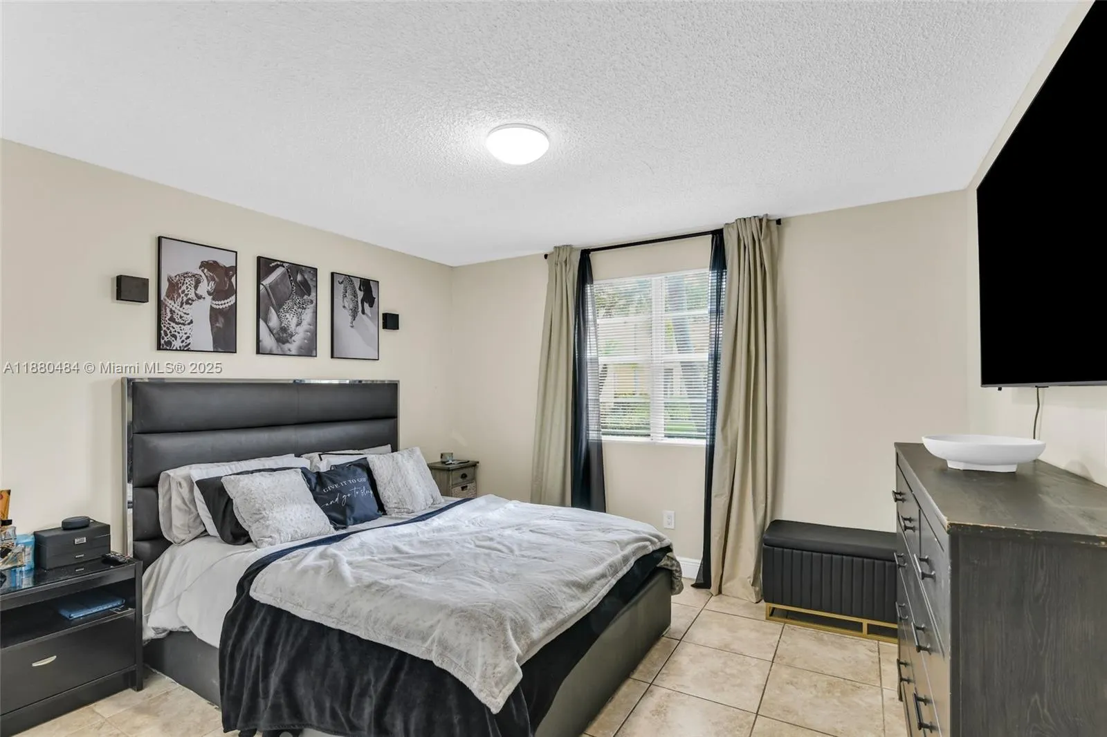 1255 46th, #1713
