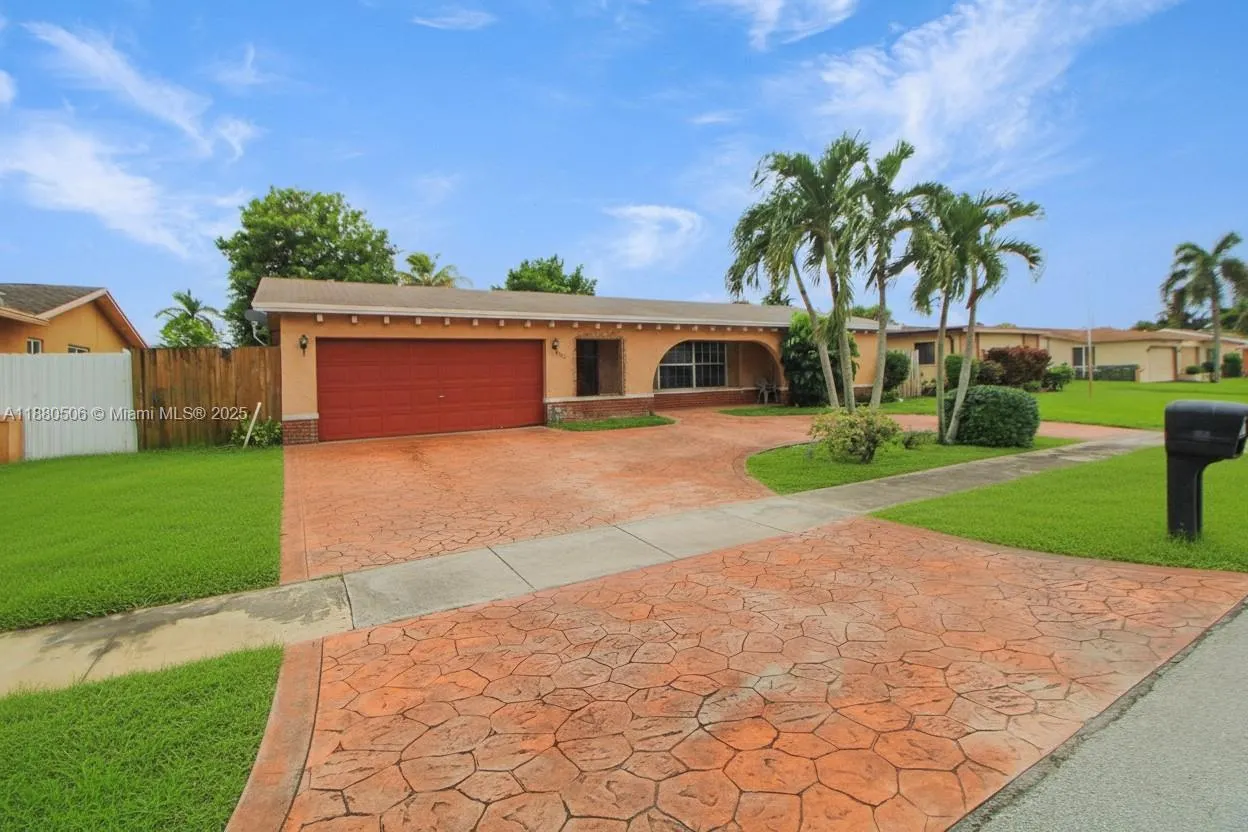 8930 NW 11th St