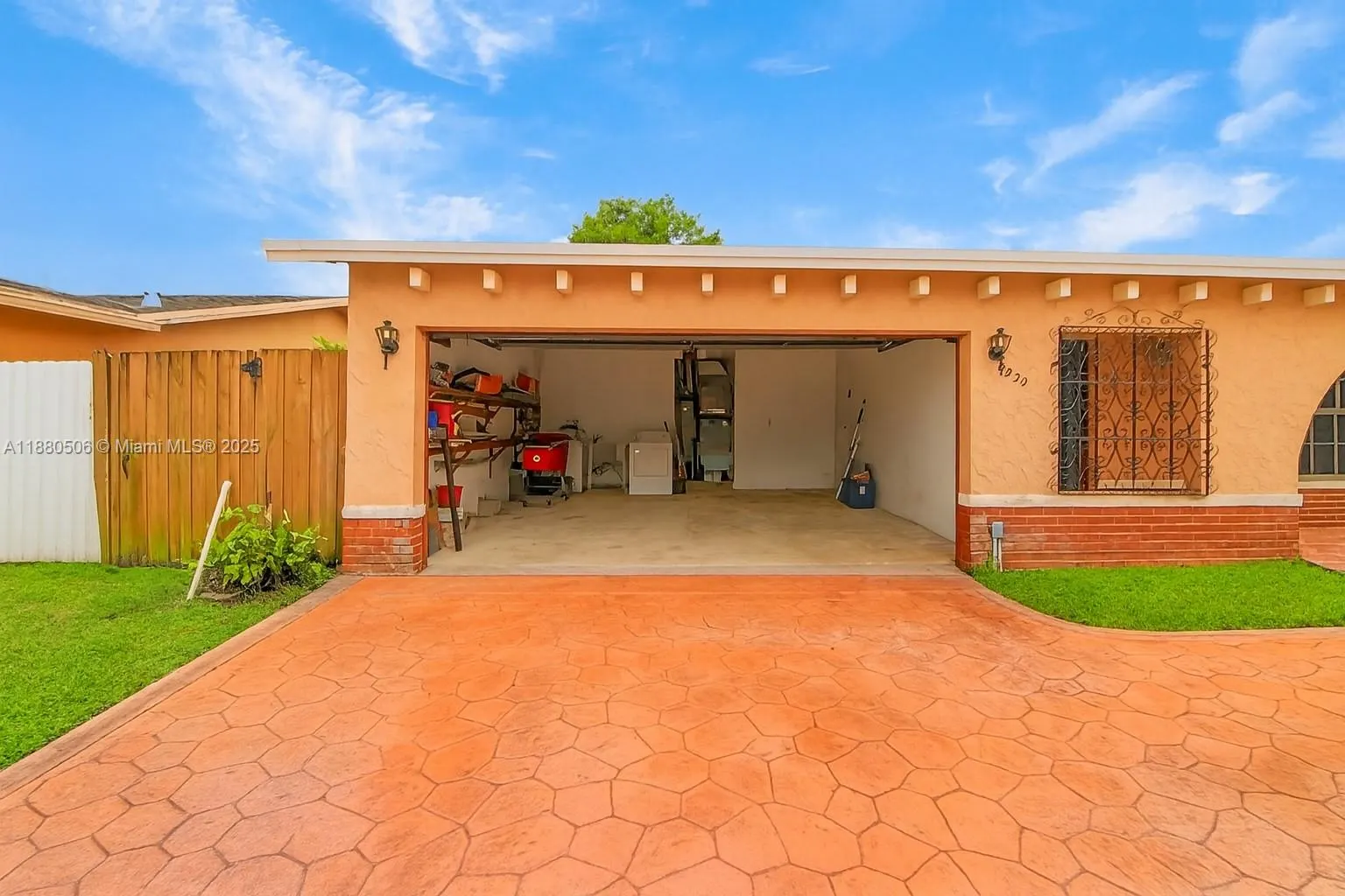 8930 NW 11th St
