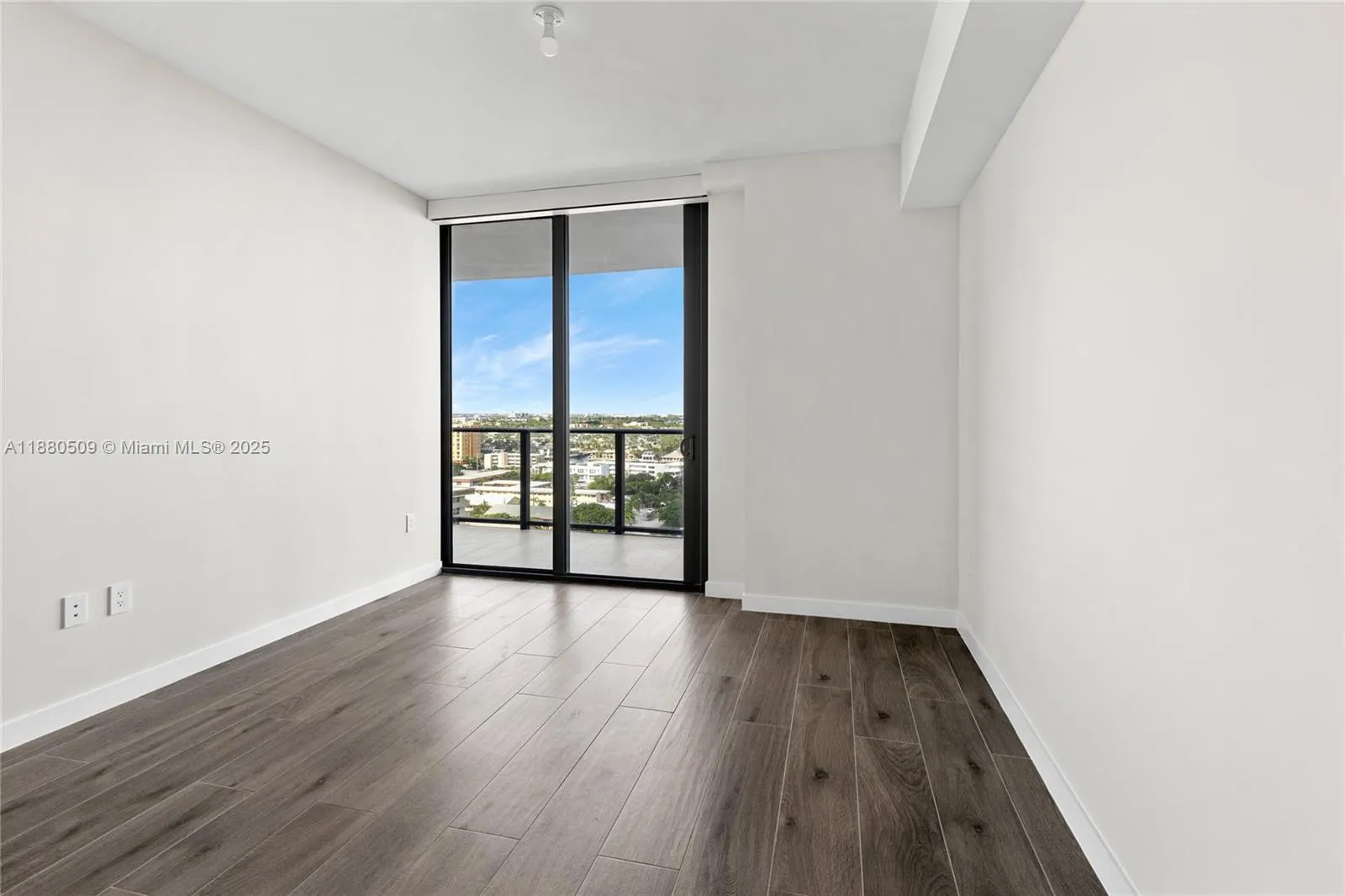 1116 N Ocean Blvd, #1404