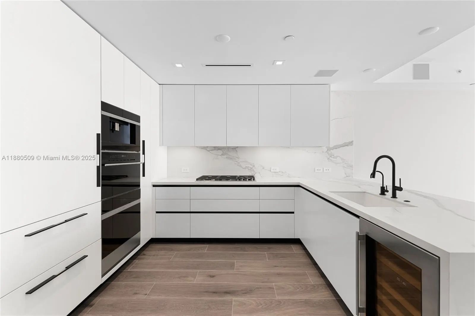 1116 N Ocean Blvd, #1404