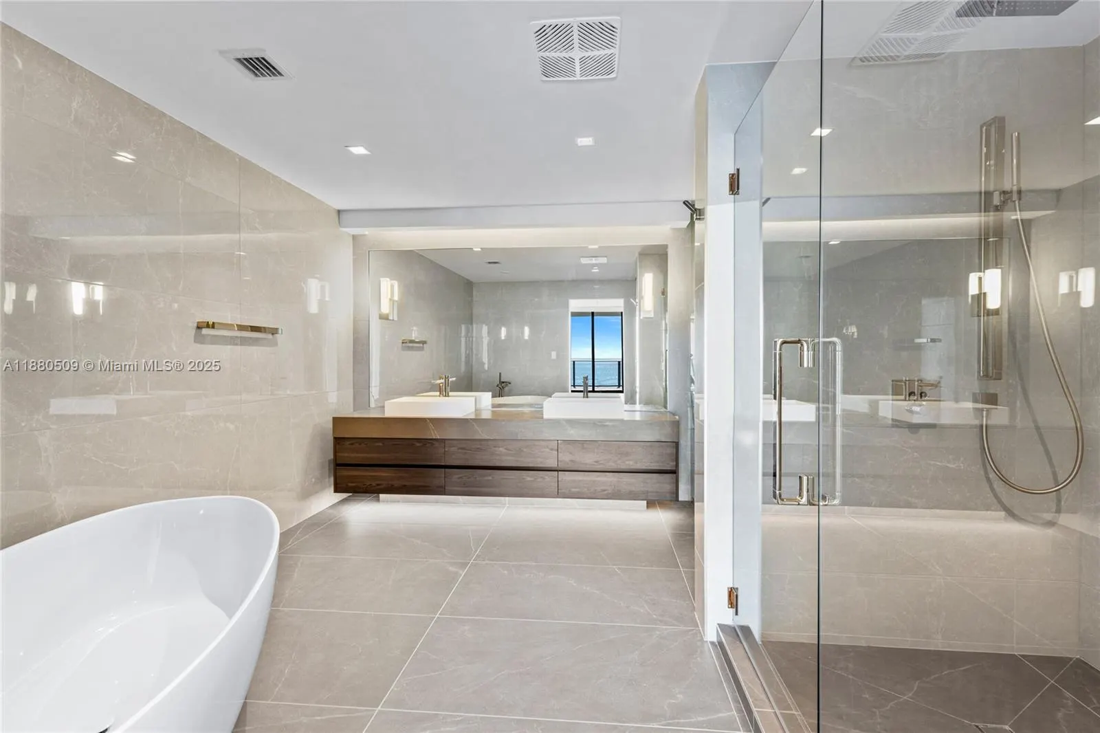 1116 N Ocean Blvd, #1404