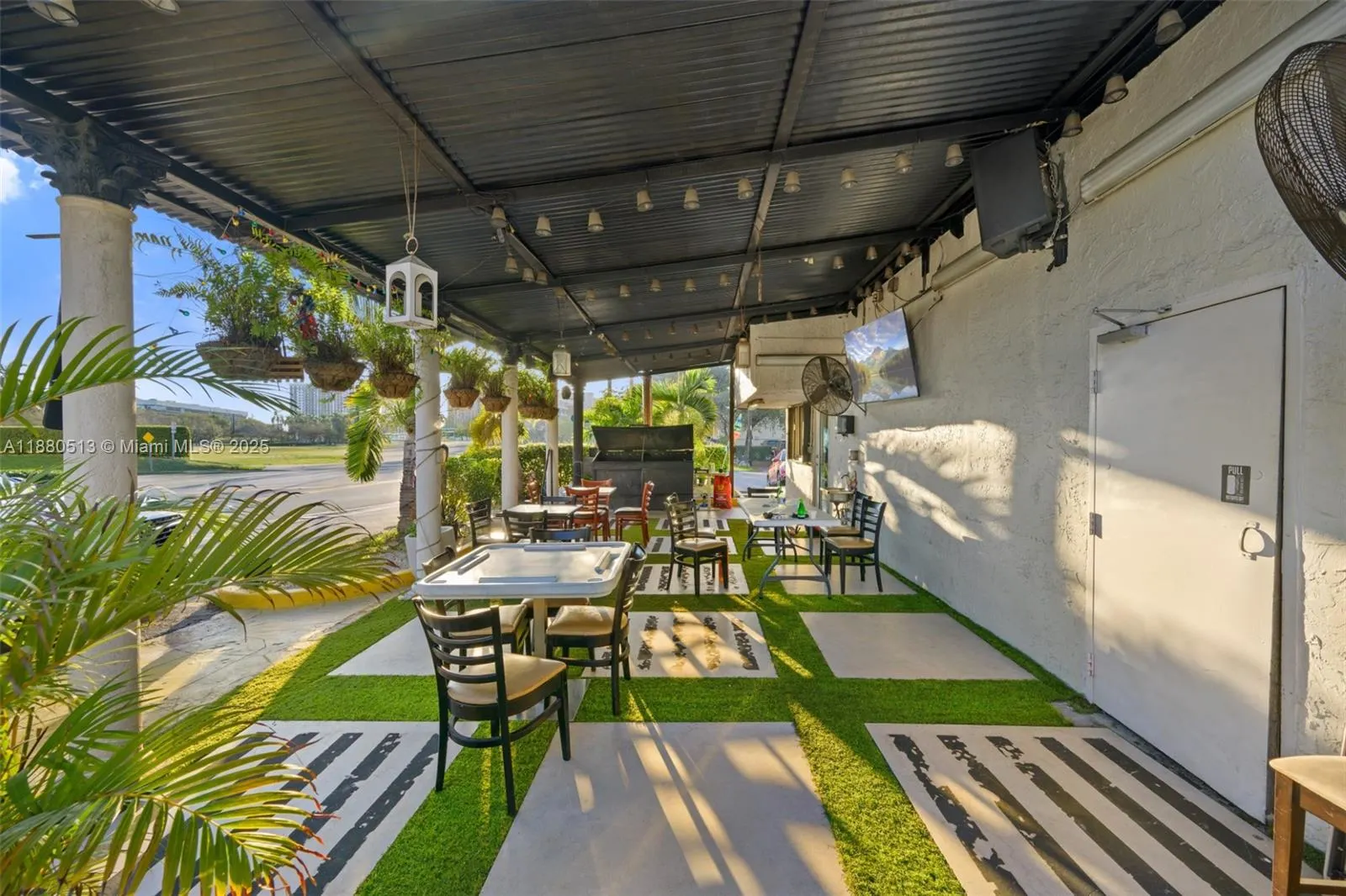 5405 NW 82nd Ave