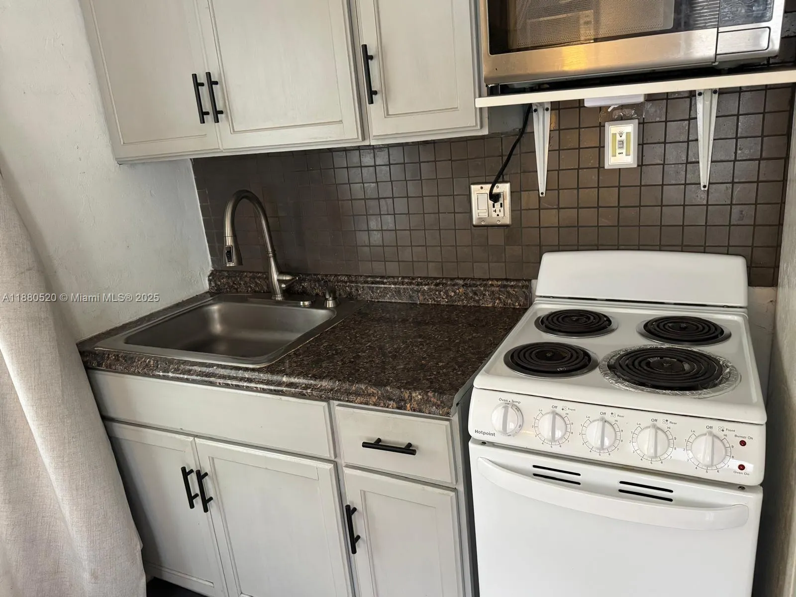 1101 NE 14th Ave, #1-4