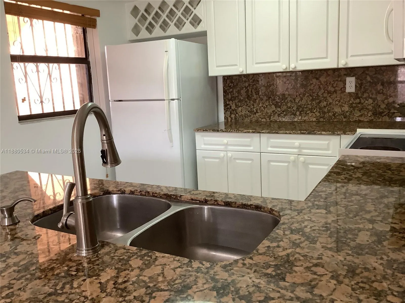 10873 NW 7th St, #13-37