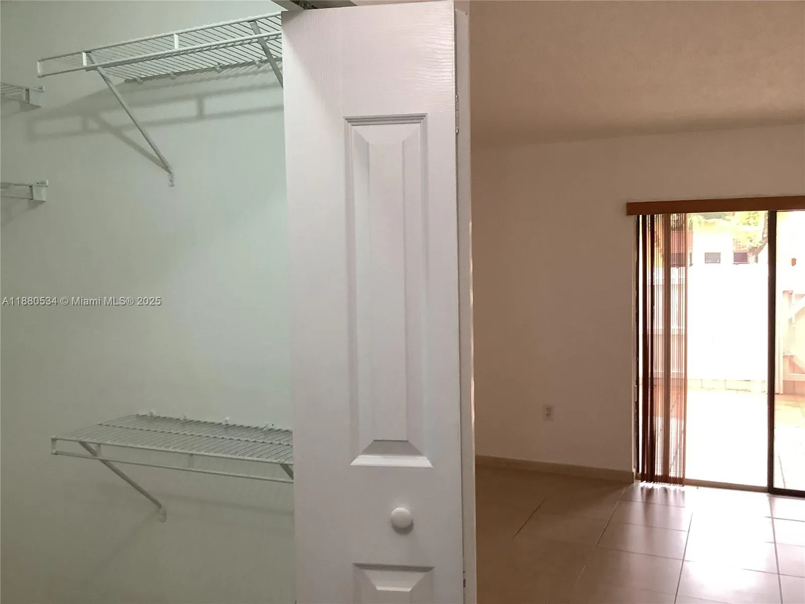 10873 NW 7th St, #13-37