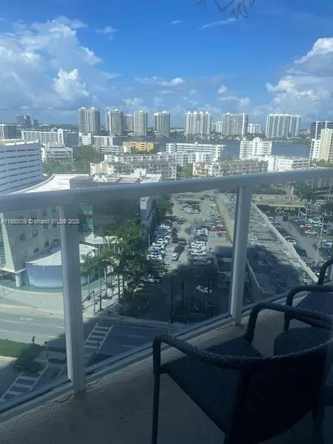 18001 Colling Ave, #1117