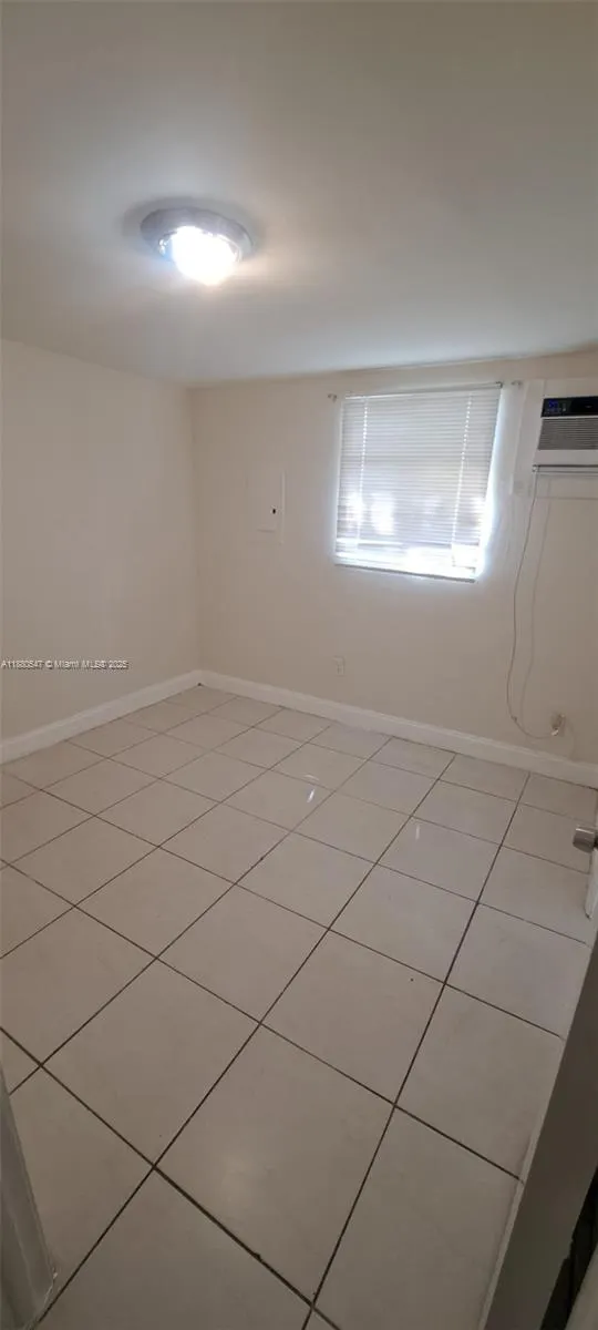 1362 SW 2nd St, #5