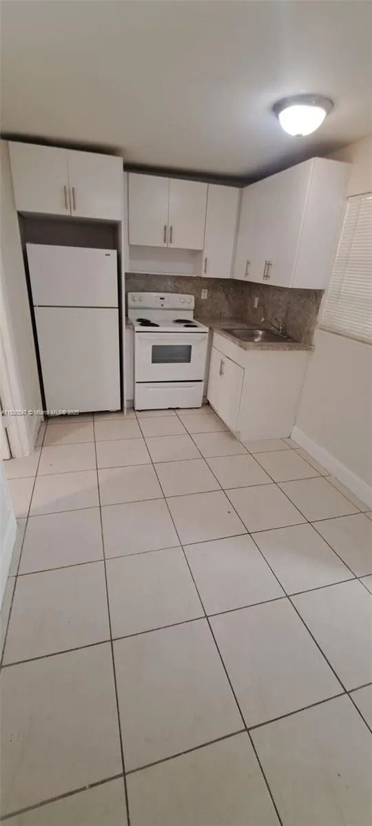 1362 SW 2nd St, #5