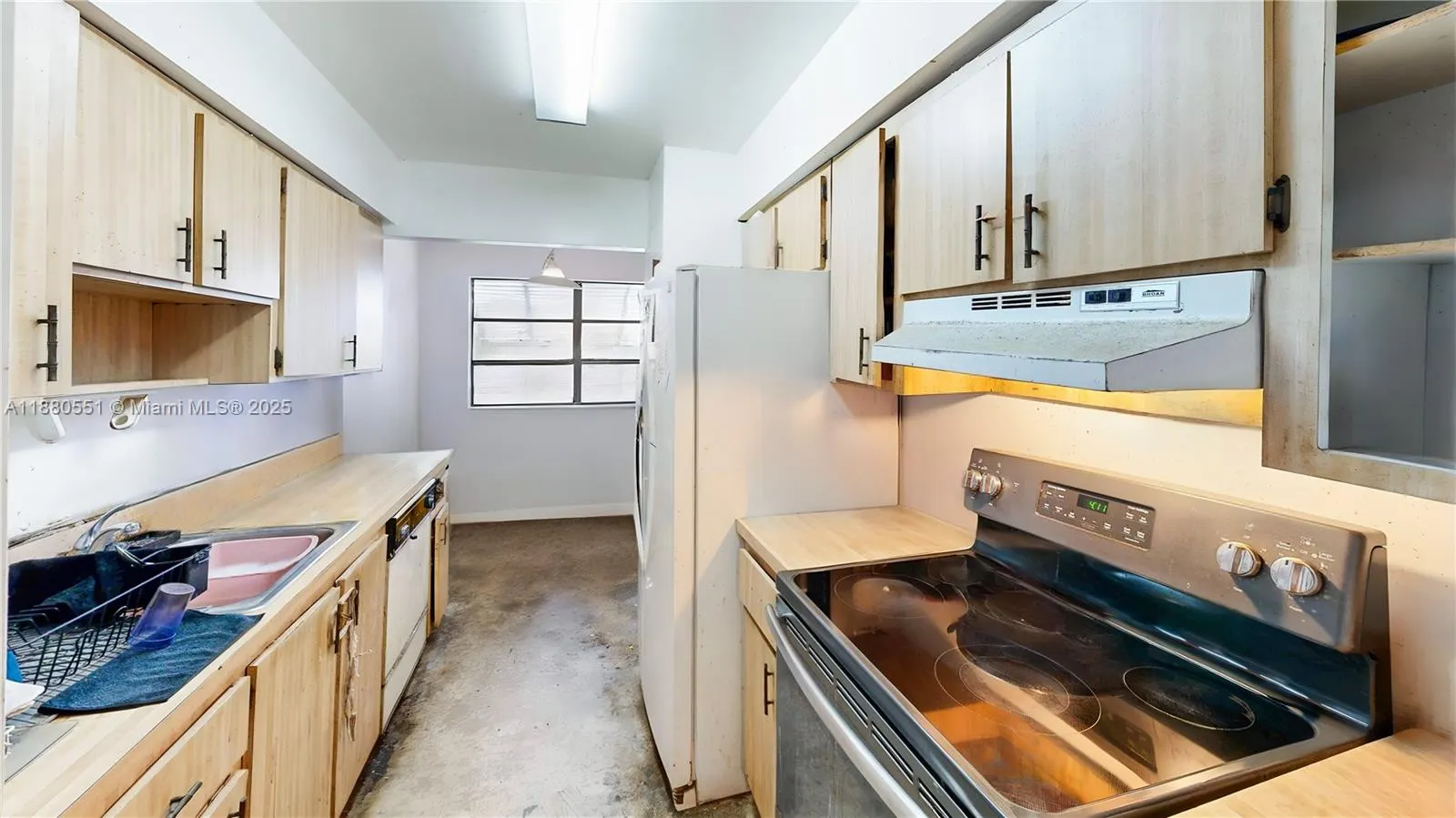 1733 Greer Ave