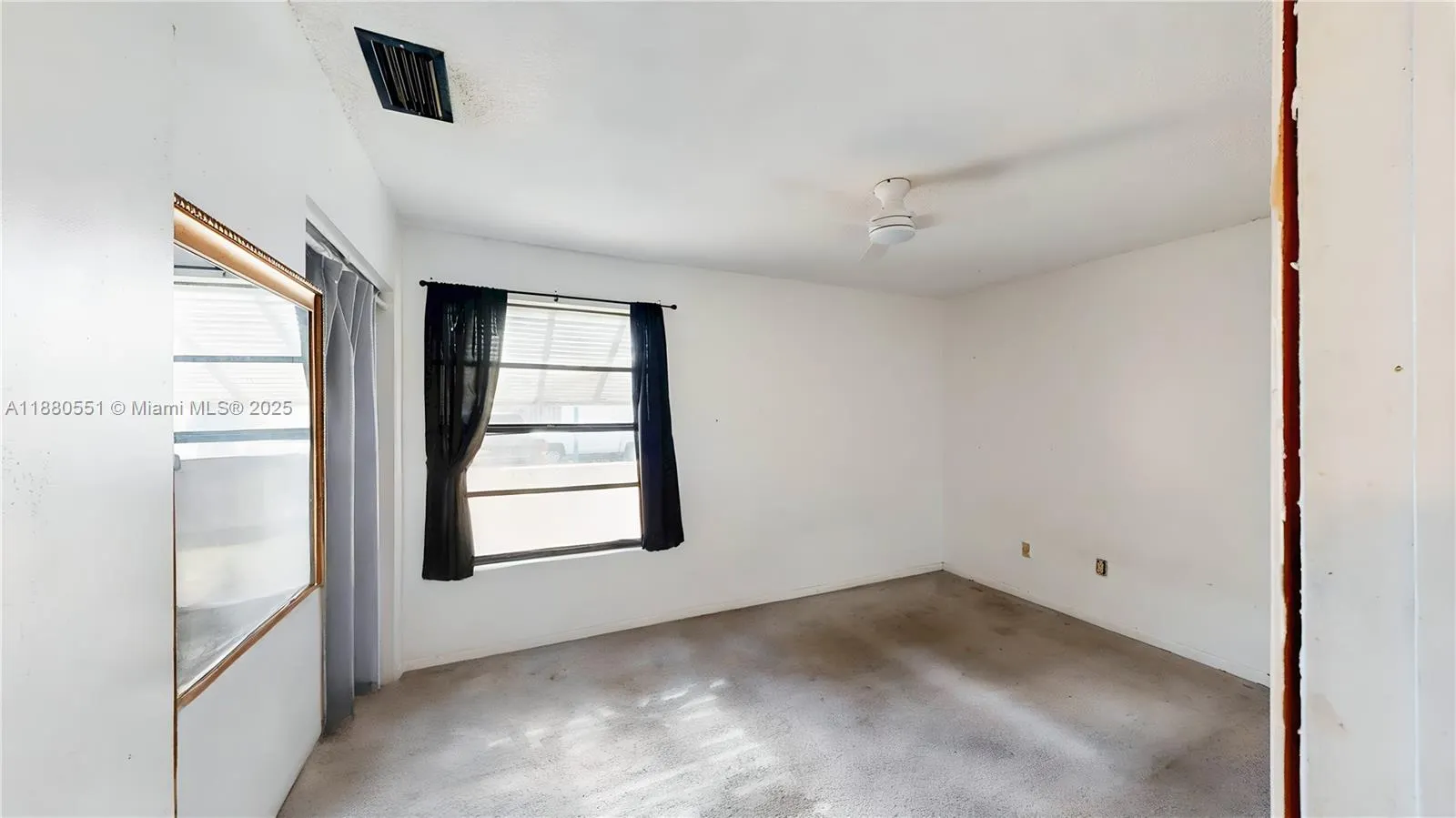 1733 Greer Ave