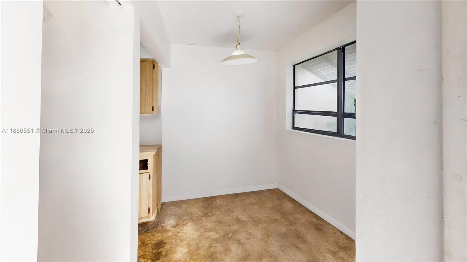 1733 Greer Ave