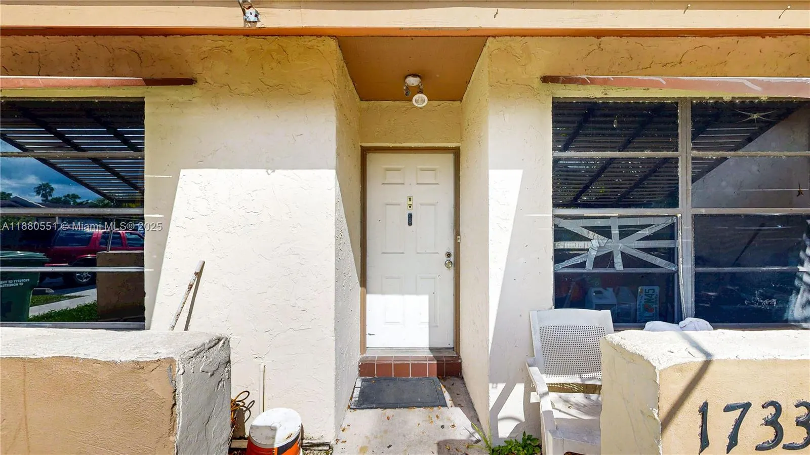 1733 Greer Ave
