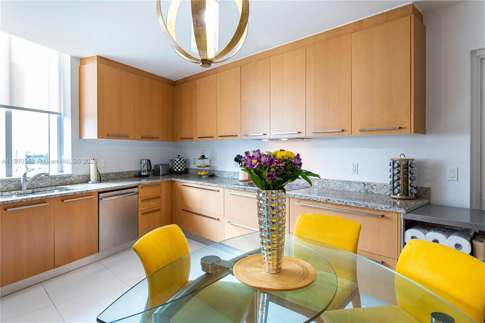 15901 Collins Ave, #606