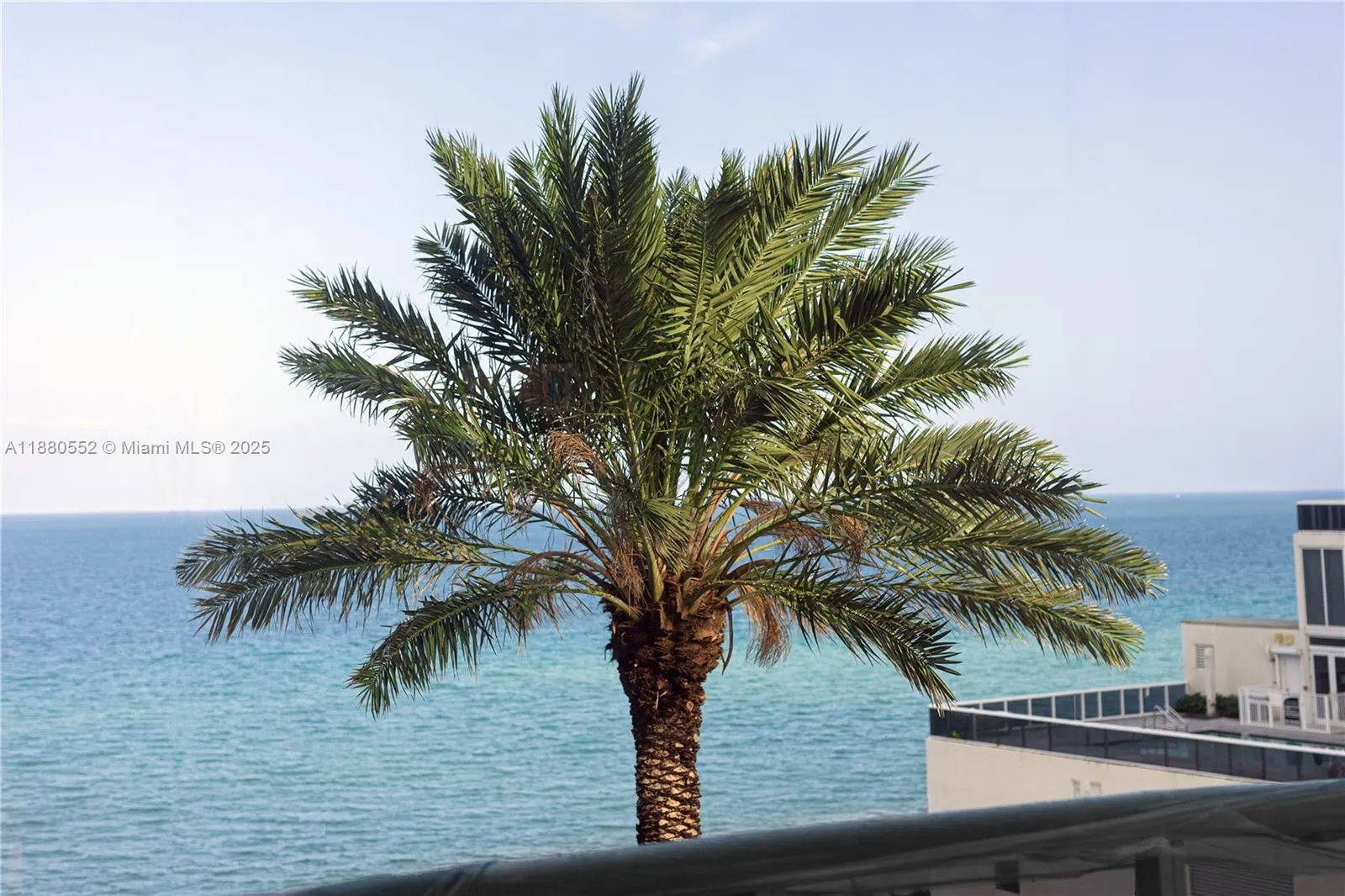 15901 Collins Ave, #606