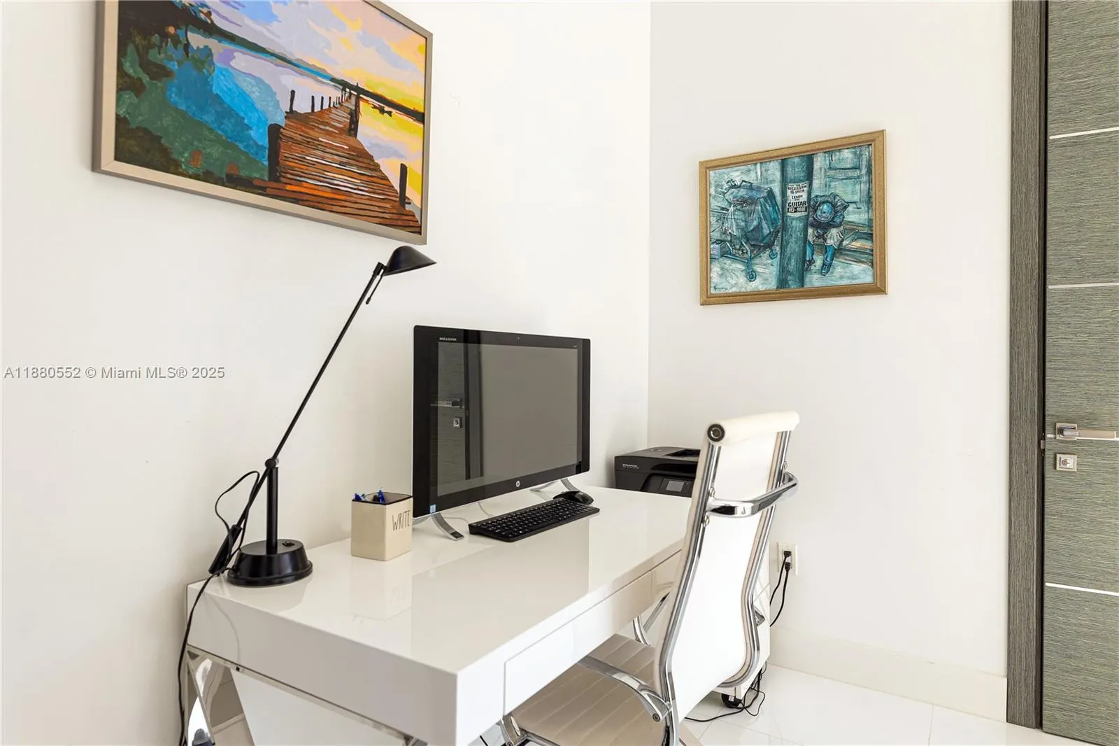 15901 Collins Ave, #606