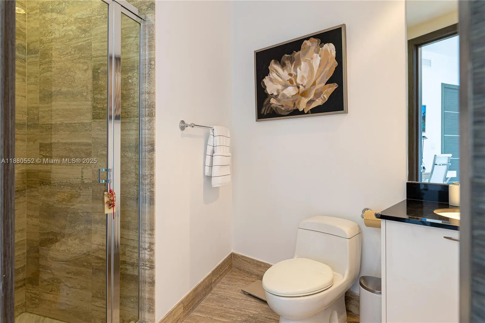 15901 Collins Ave, #606