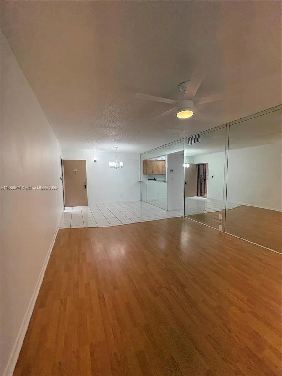 5981 Washington St, #215