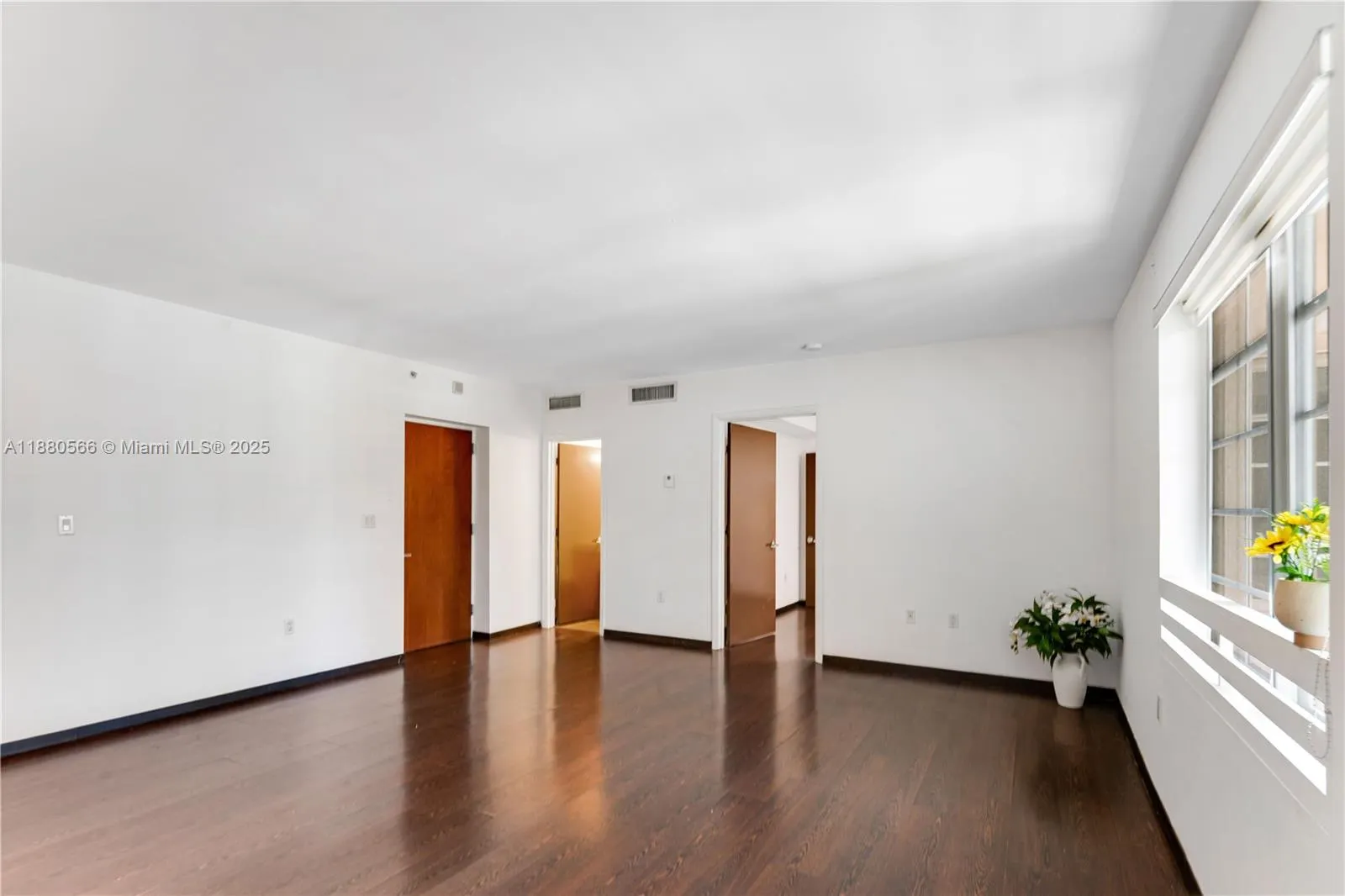 435 21st St, #212