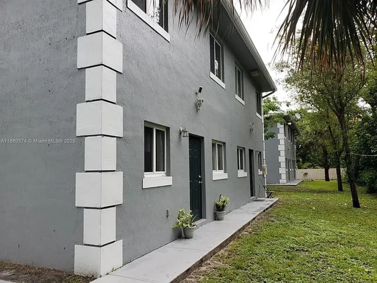 14006 NE 2nd Ave, #14006