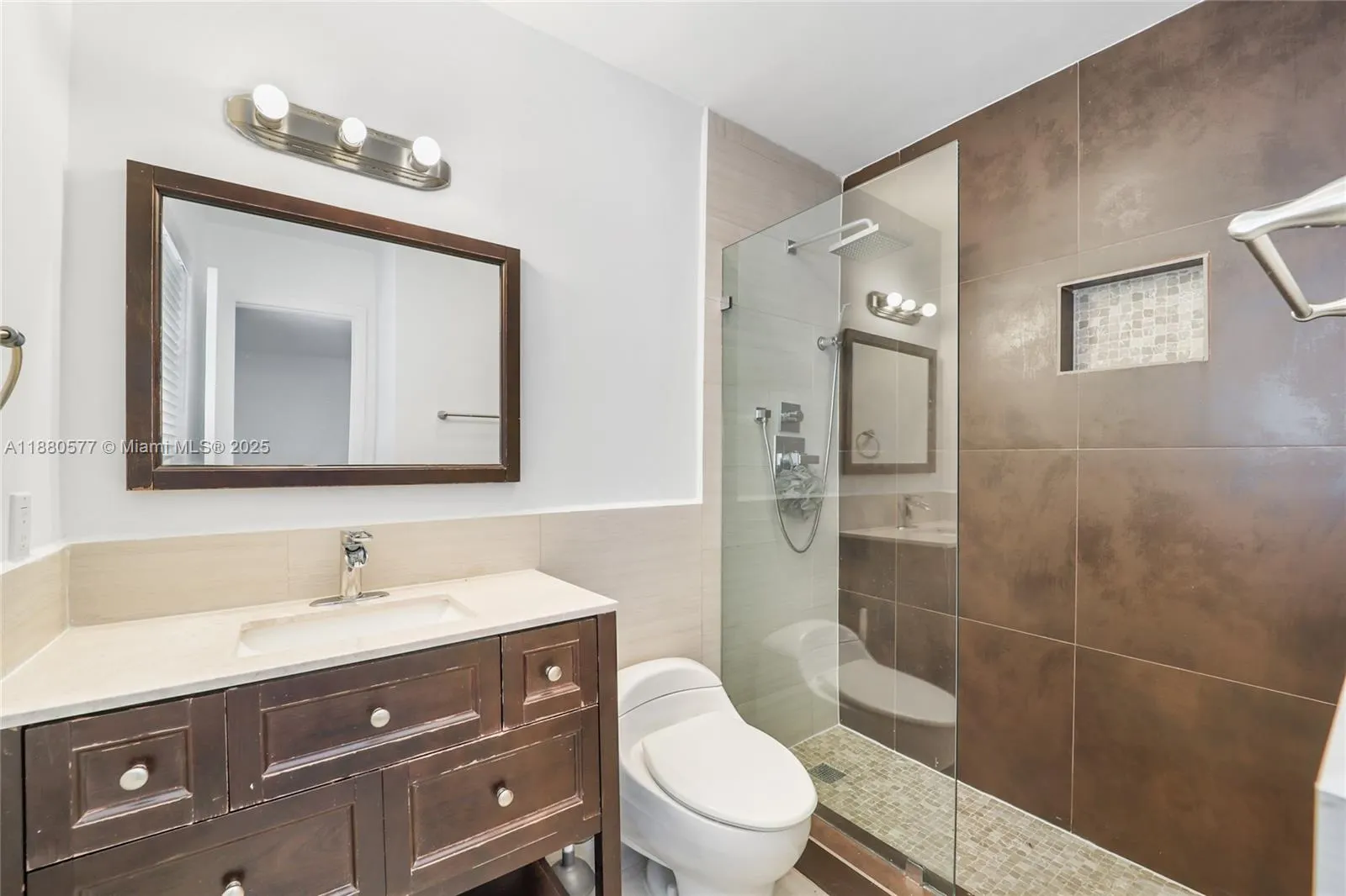 235 Antilla Ave, #7