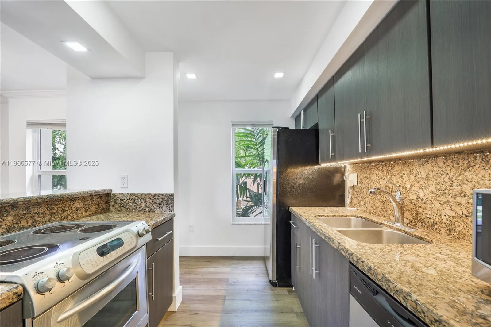 235 Antilla Ave, #7