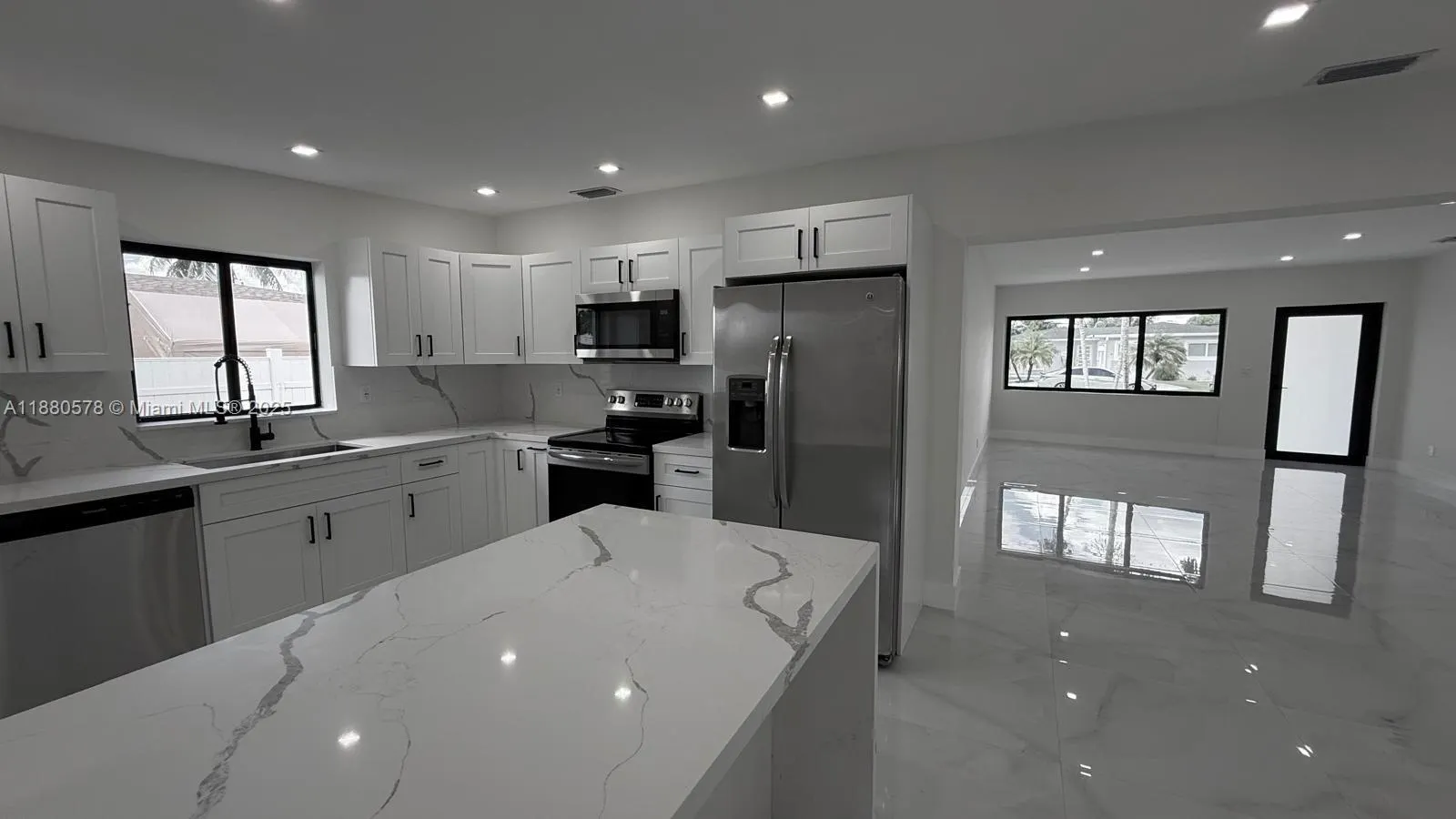 6320 NW 113th Ter