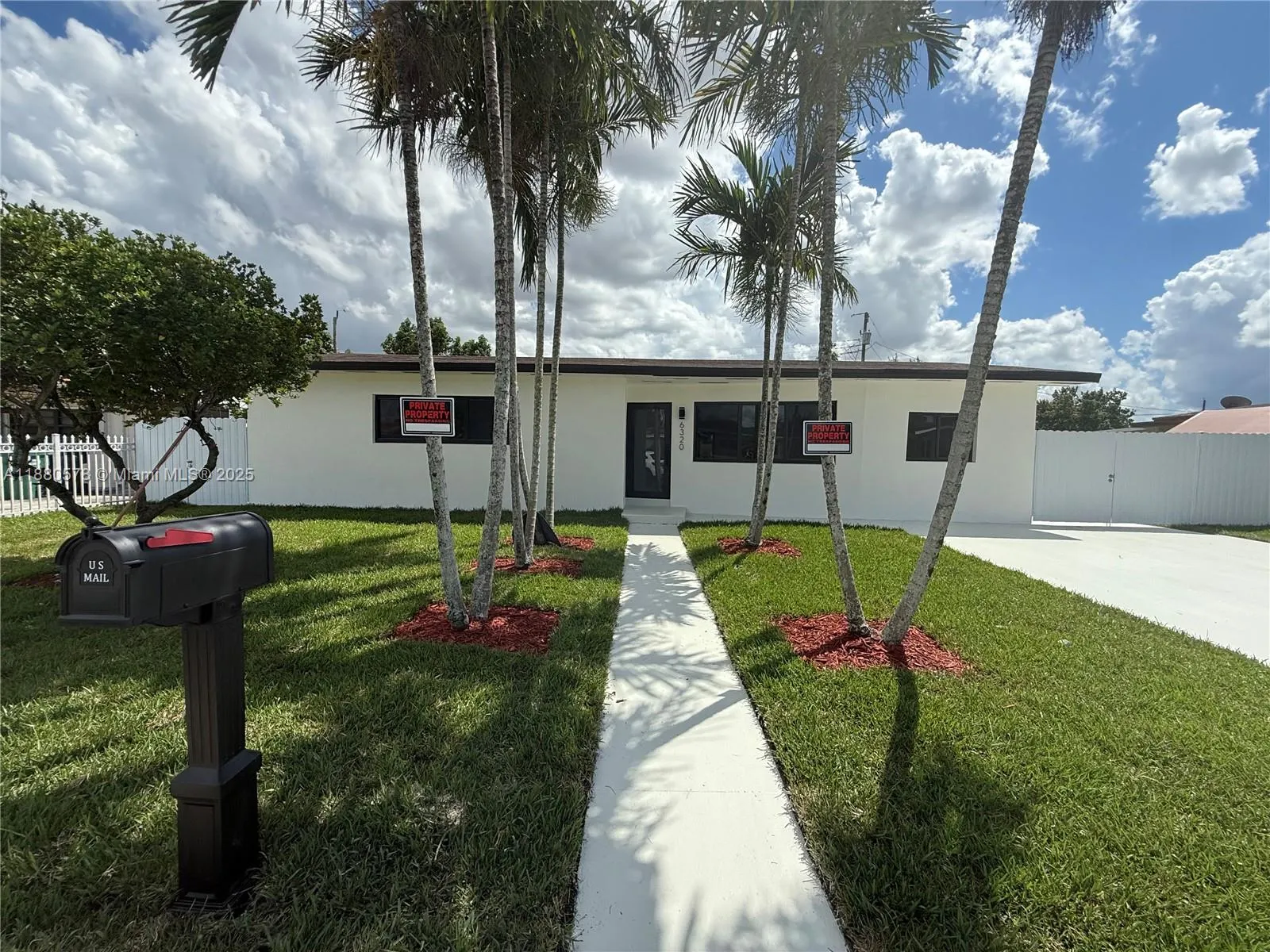 6320 NW 113th Ter