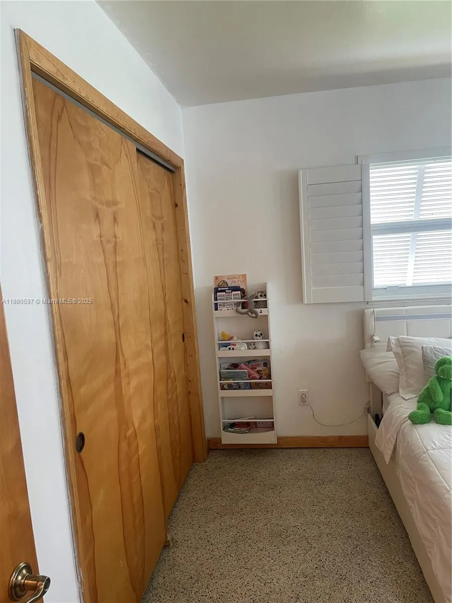 610 NW 16th St