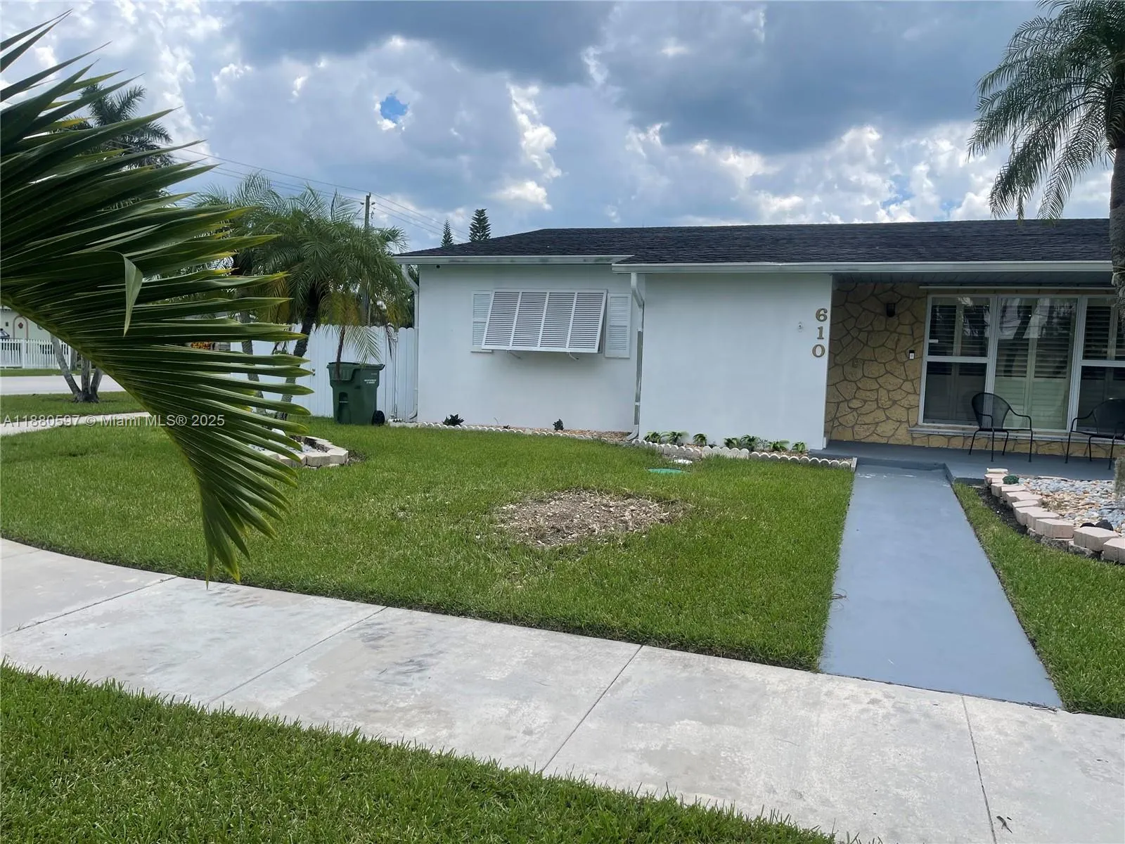 610 NW 16th St