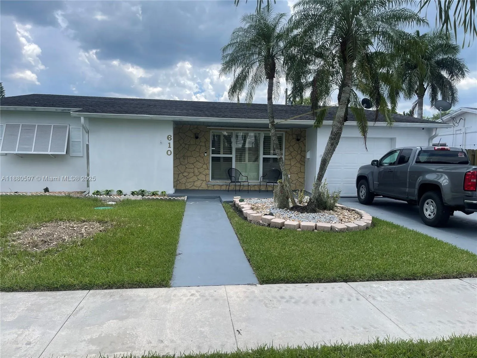 610 NW 16th St