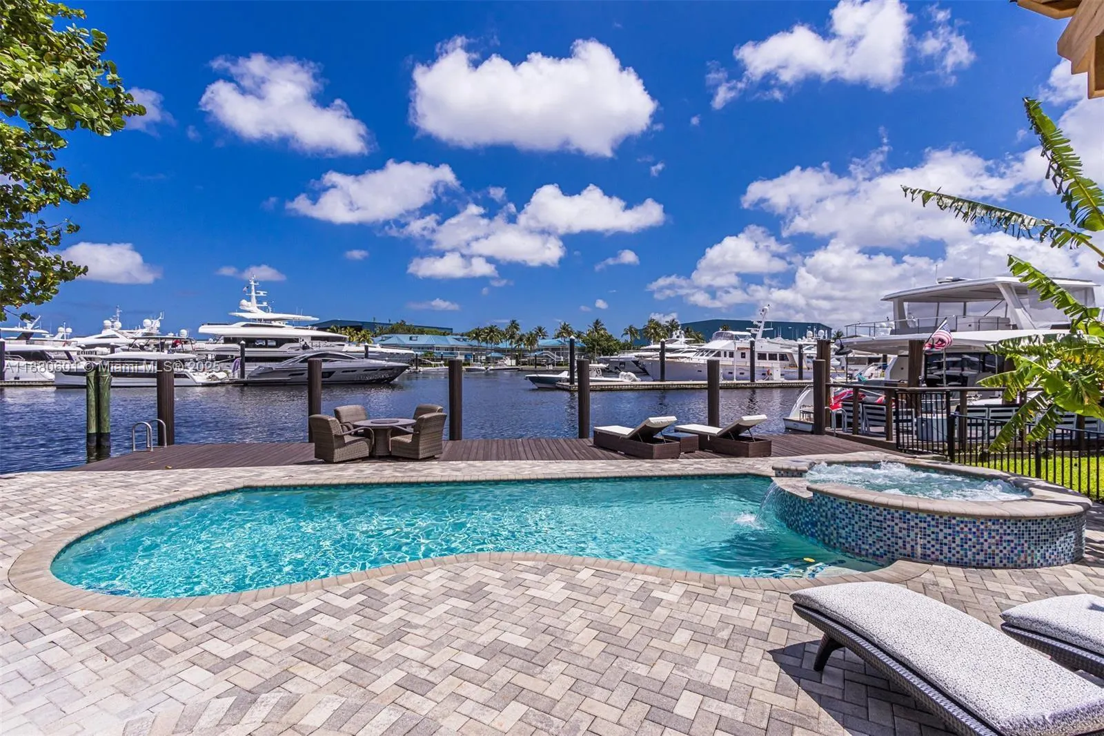 1998 SW 16th Ct
